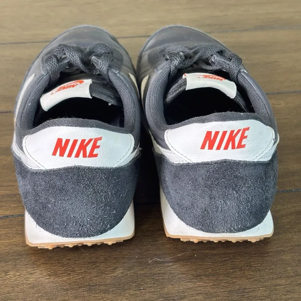 Nike daybreak black